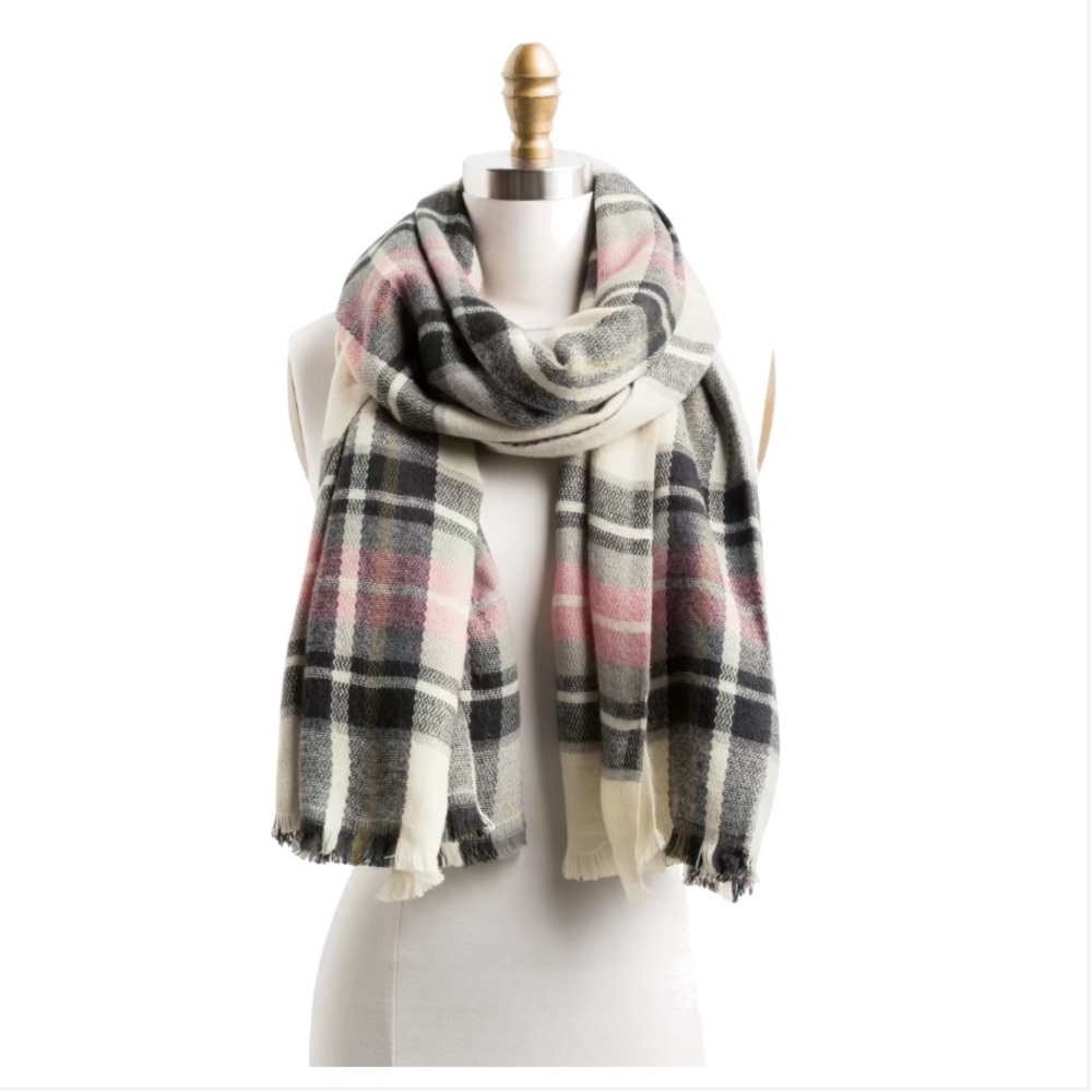 Stitch, fix scarf